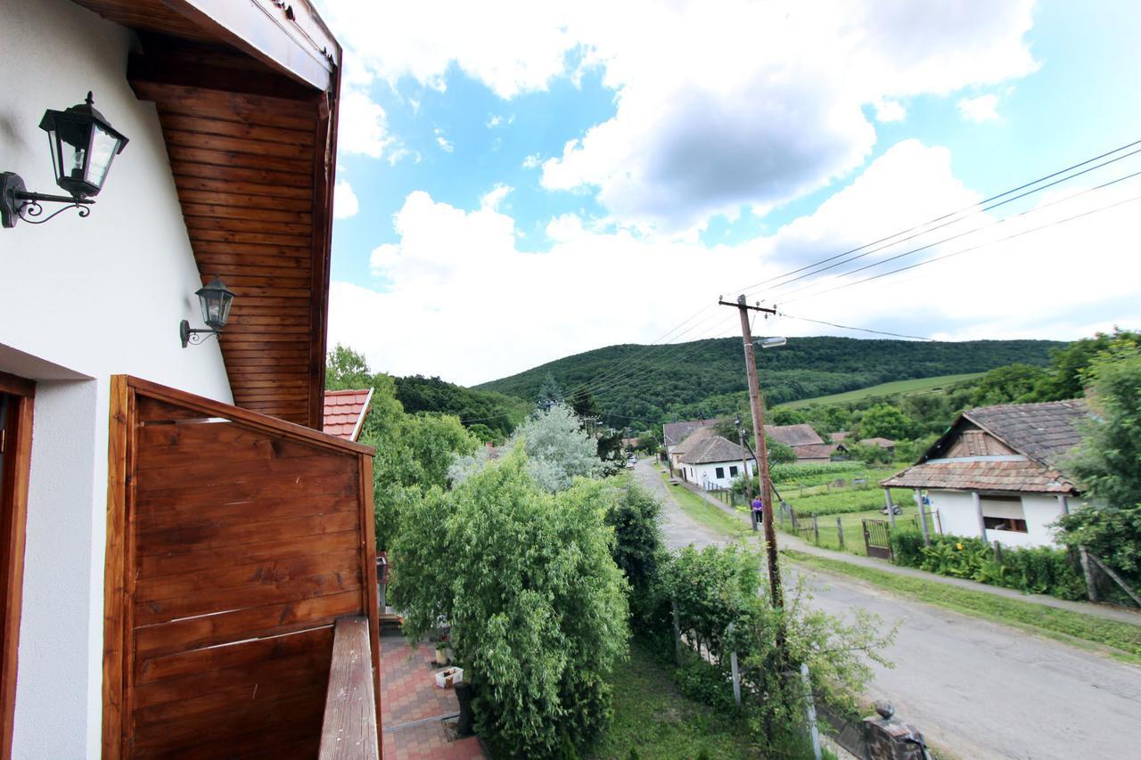 Felsőtold Felso Fogado B&B 외부 사진