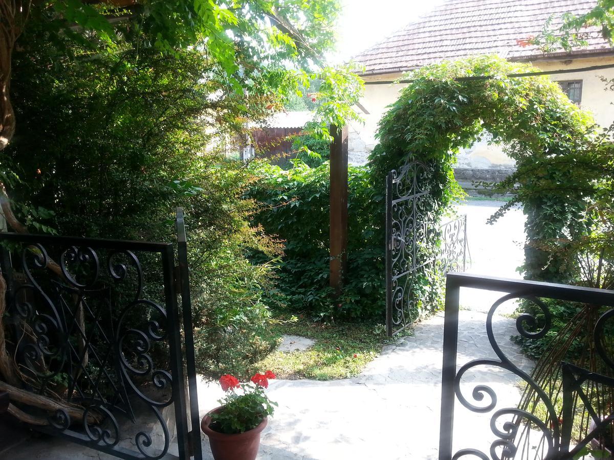Felsőtold Felso Fogado B&B 외부 사진